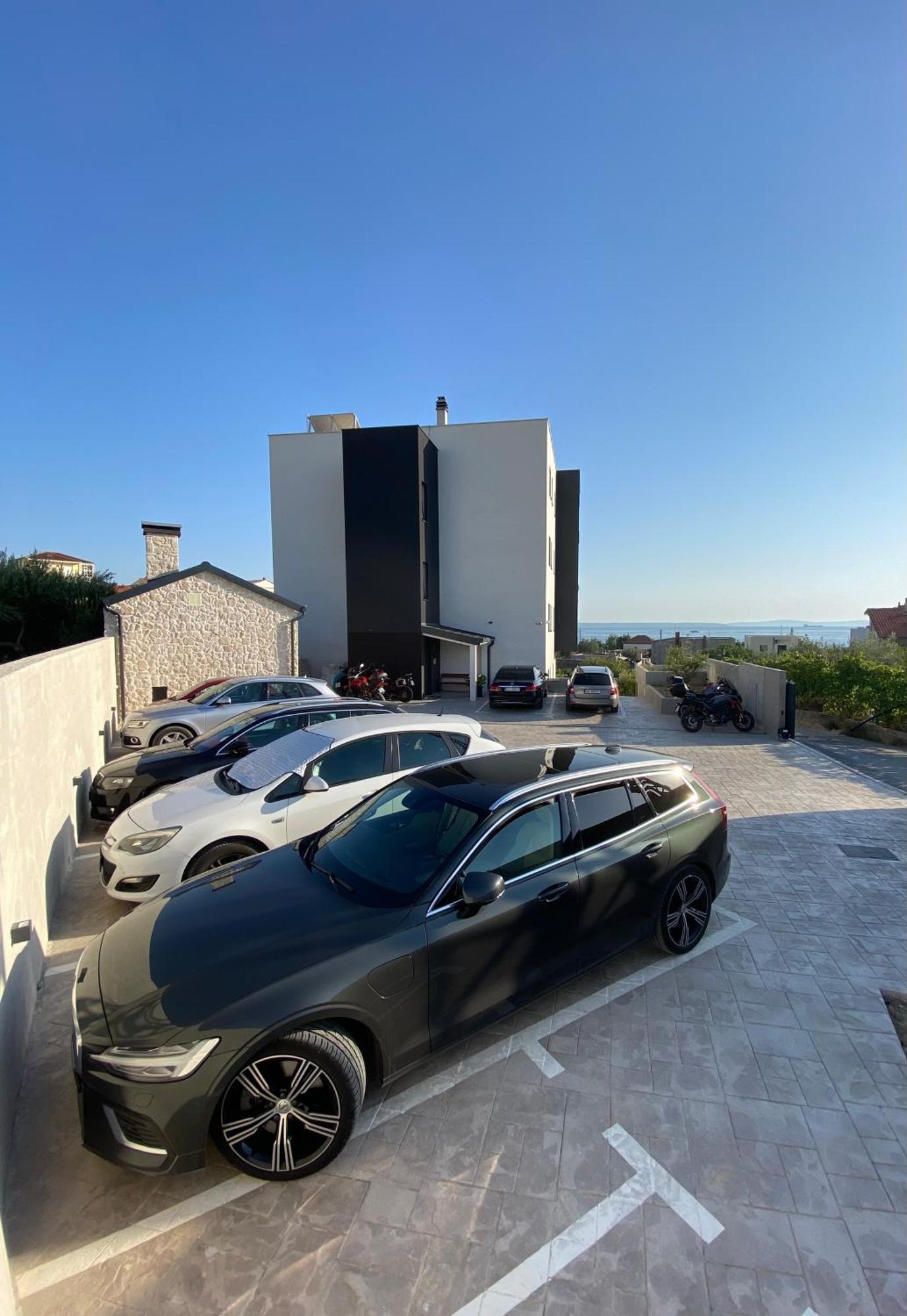 Donatella Apartment Podstrana